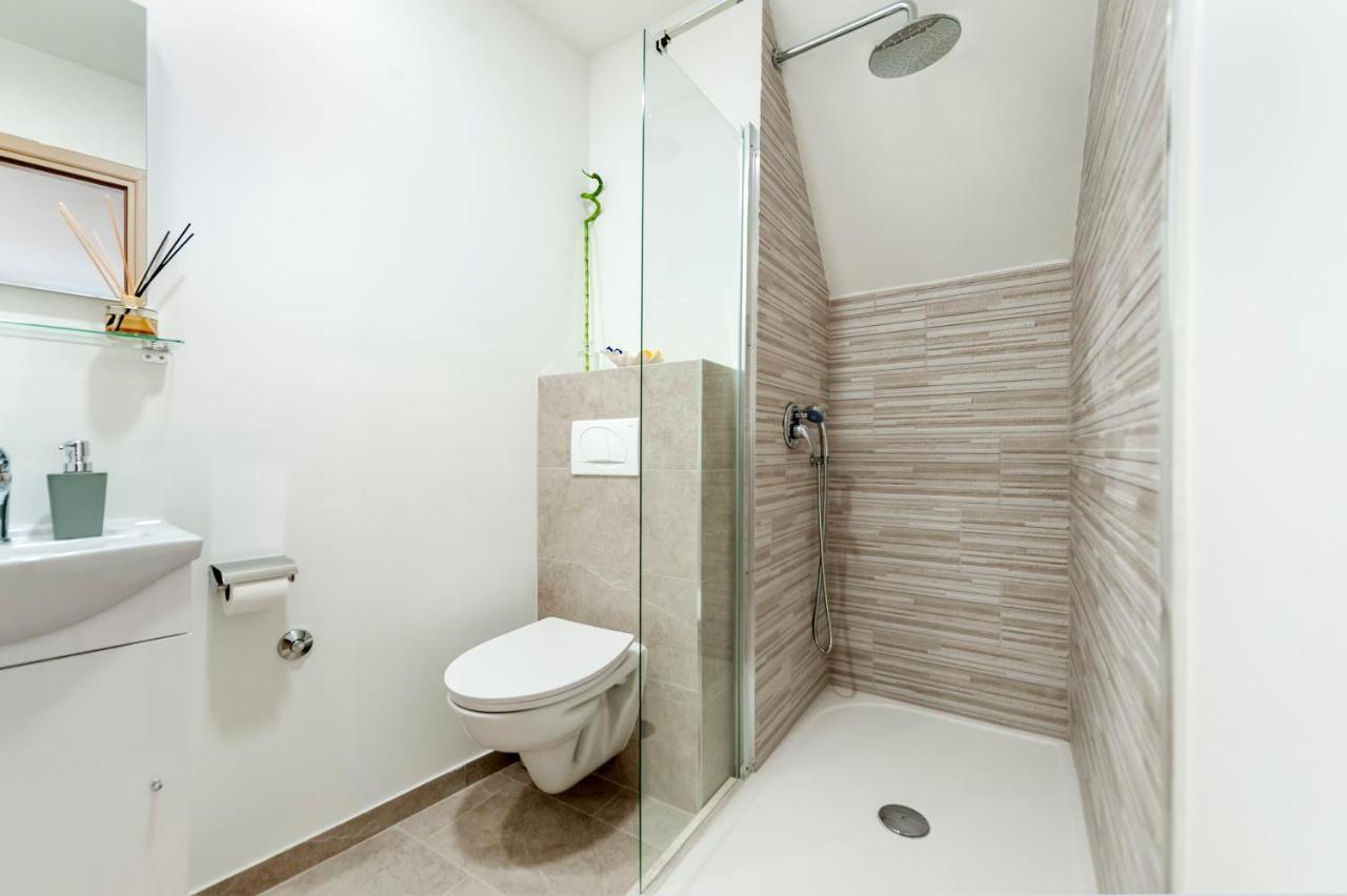 Adriatic Dream Rooms Ровин Екстериор снимка